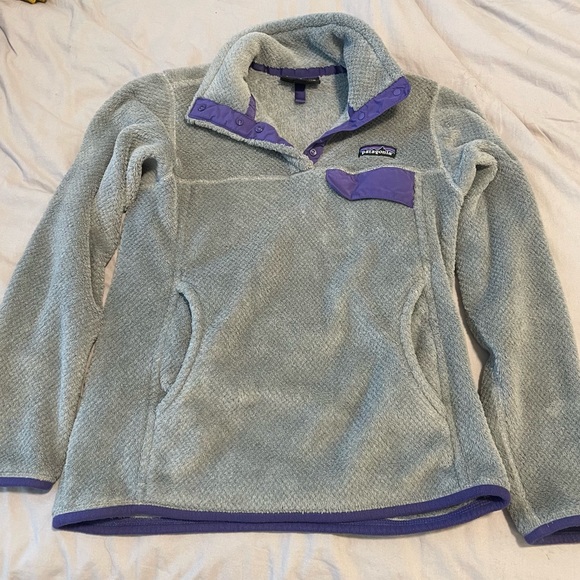 Patagonia Jackets & Blazers - PATAGONIA Women’s Re-Tool Snap-T Fleece Pullover - Gray & Purple